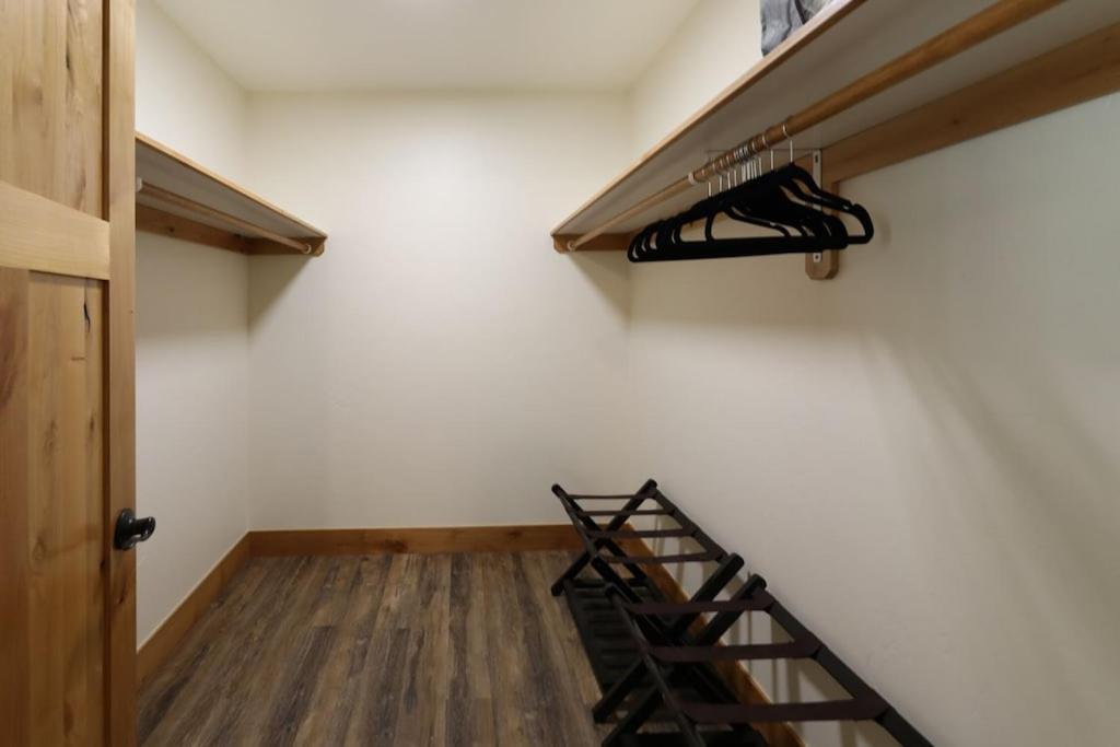Townhome Next To Clubhouse In Exclusive Eagle Bend - The Glacier Bigfork Exteriér fotografie